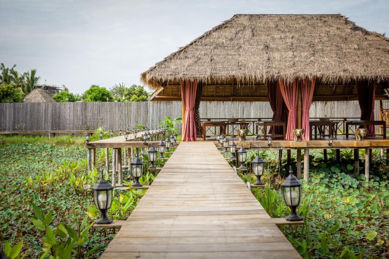 Authentic Khmer Village Resort Ciudad de Siem Riep Exterior foto